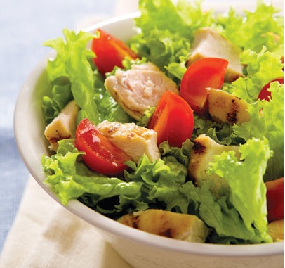 Ensalada con pollo al curry
